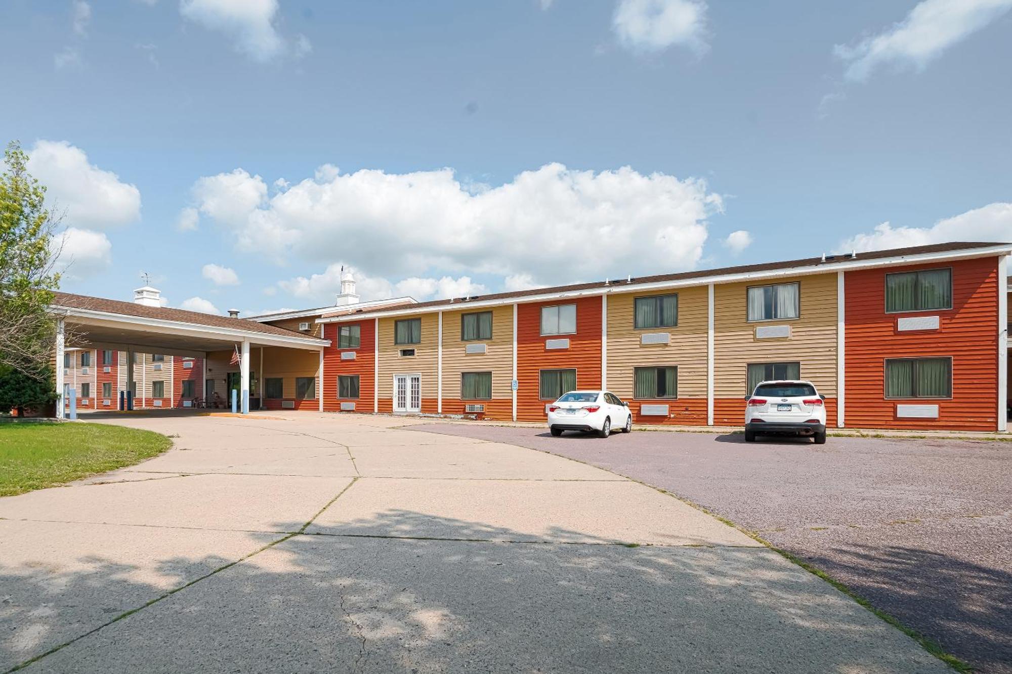 Oyo Hotel Redwood Falls Near Jackpot Casino Eksteriør bilde