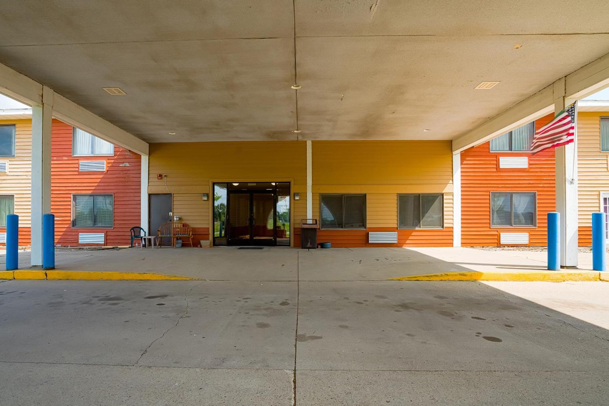 Oyo Hotel Redwood Falls Near Jackpot Casino Eksteriør bilde